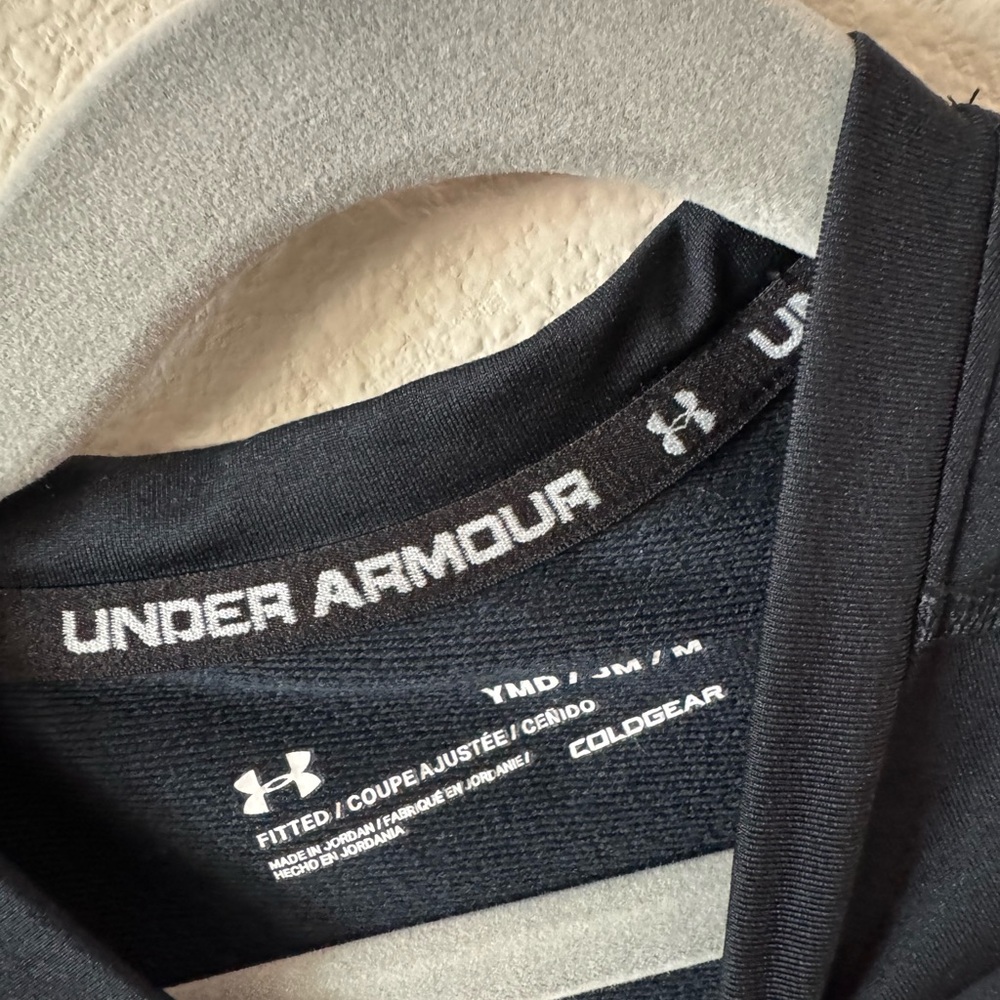 Boys Under Armour Long Sleeve Coldgear - Picture 3 of 9